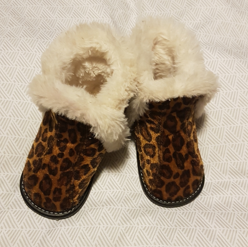 Jack & Lily Slipper Booties 24-30months